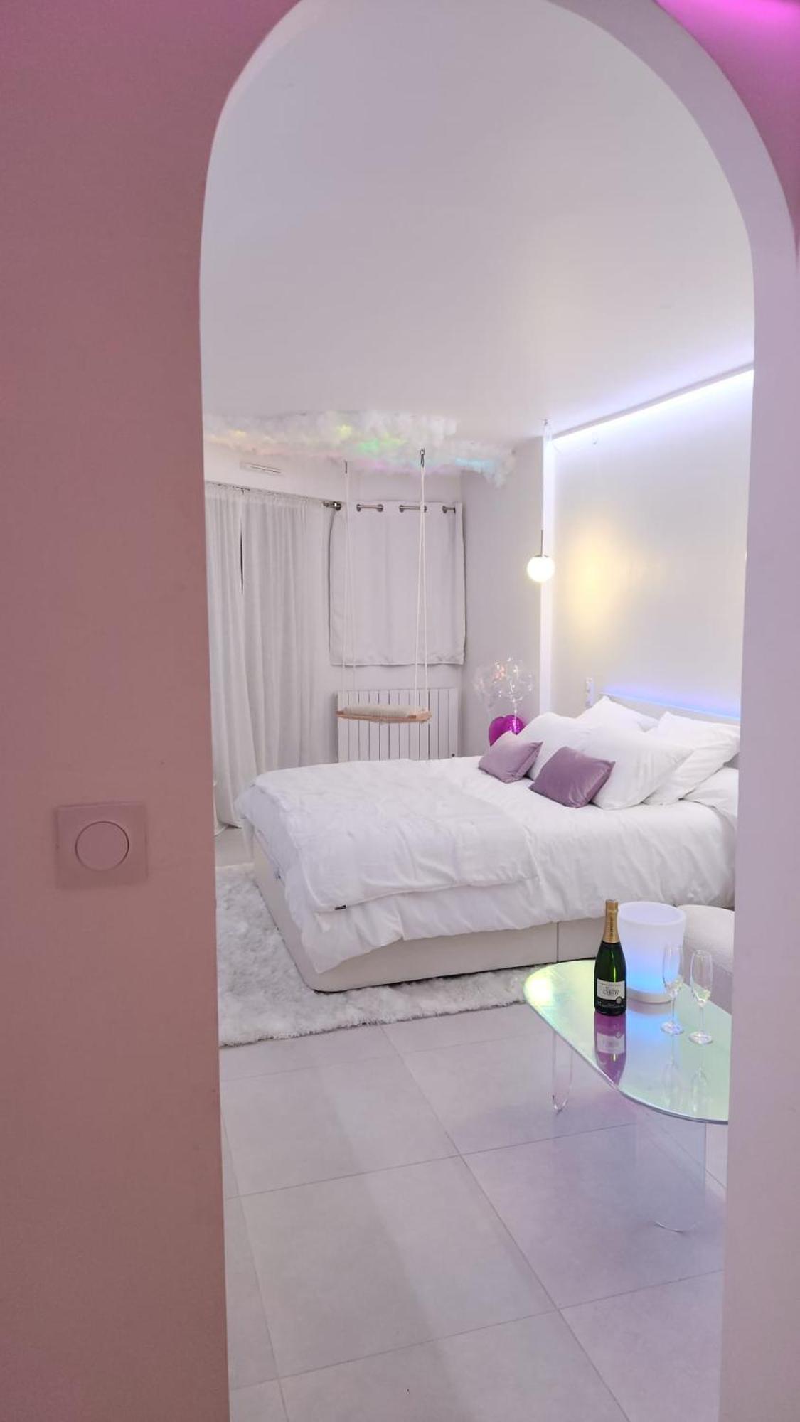 Love Room A 30 Mn Des Plages Et De Vannes Questembert Eksteriør bilde