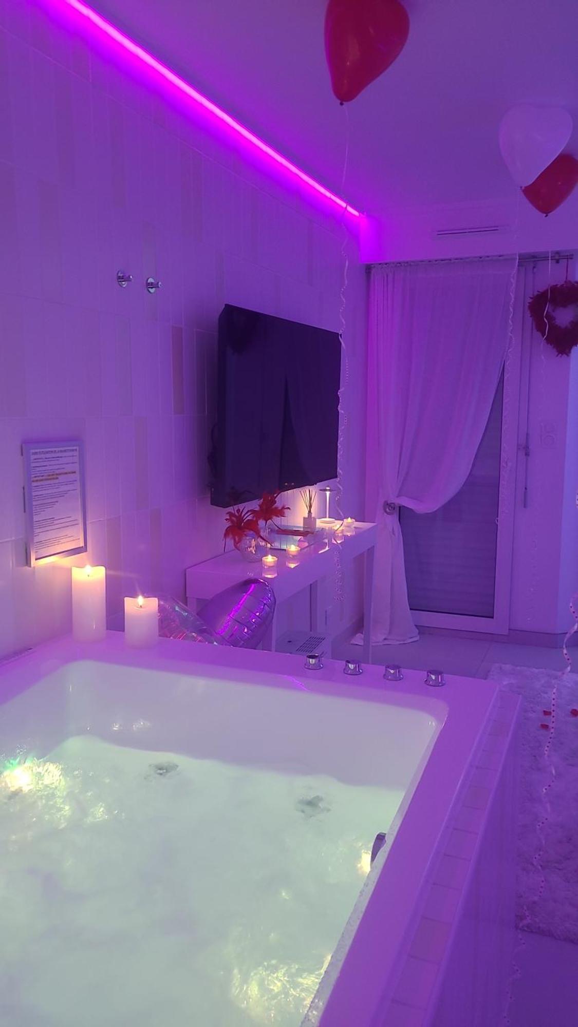 Love Room A 30 Mn Des Plages Et De Vannes Questembert Eksteriør bilde
