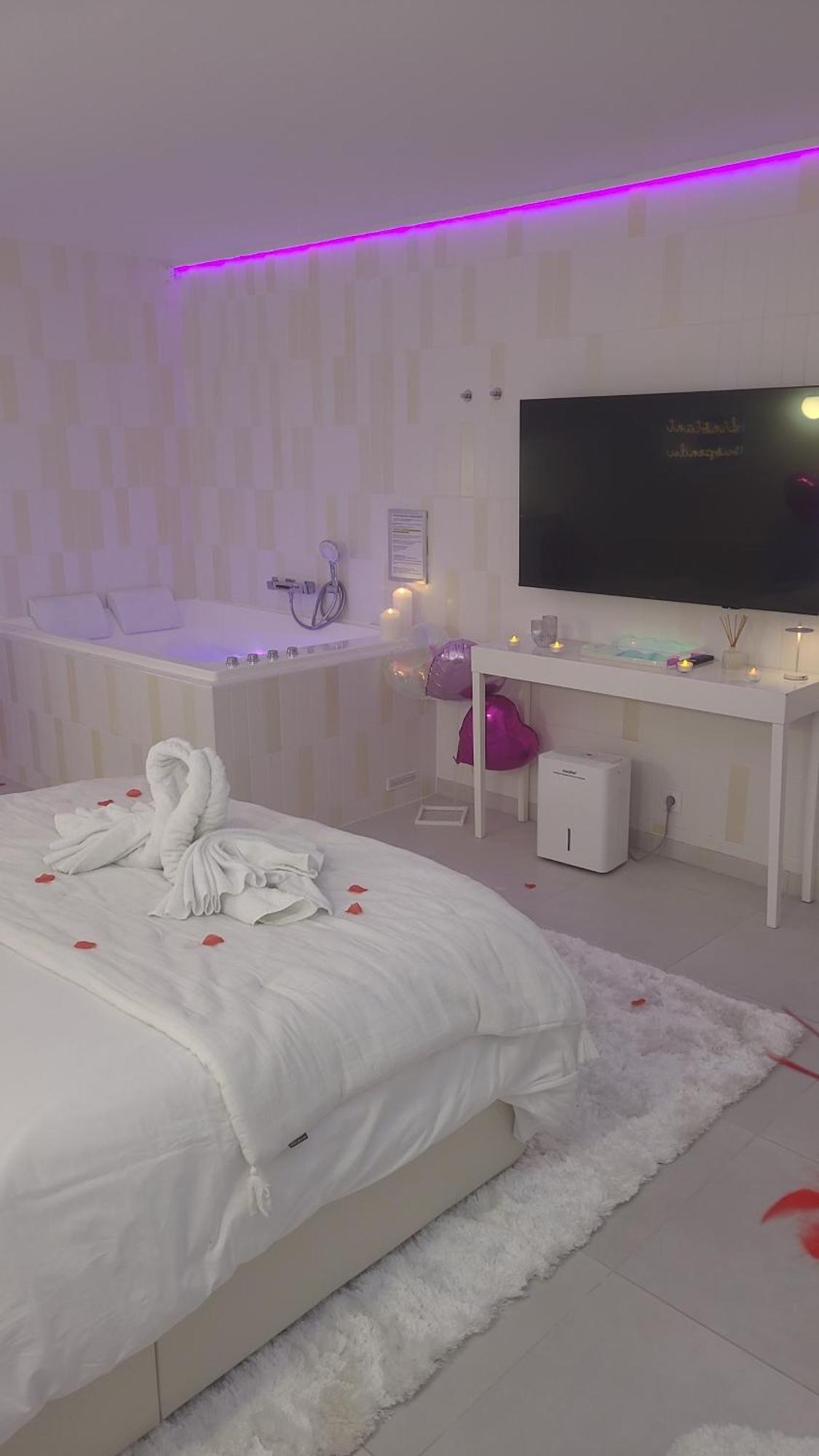 Love Room A 30 Mn Des Plages Et De Vannes Questembert Eksteriør bilde